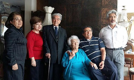 صمدوا لعقود.. تعرفوا إلى أقدم وأكبر زوجين معمرين في العالم صورة رقم 4