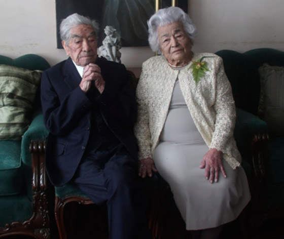 صمدوا لعقود.. تعرفوا إلى أقدم وأكبر زوجين معمرين في العالم صورة رقم 5