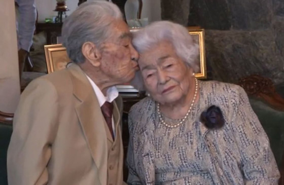 صمدوا لعقود.. تعرفوا إلى أقدم وأكبر زوجين معمرين في العالم صورة رقم 7
