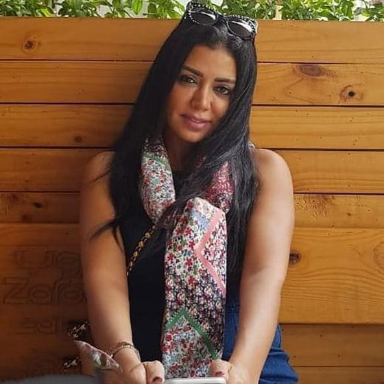 فيديو وصور: 12 نجمة تعرضن لسرقة مجوهراتهن آخرهن‎ هيفاء وهبي! صورة رقم 13