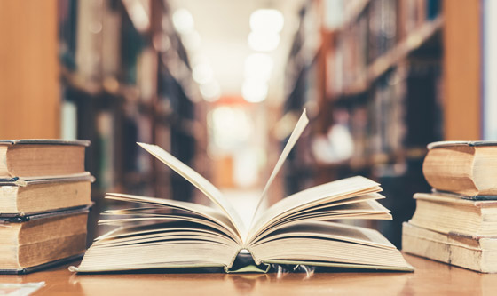 صورة رقم 6 - تعرفوا إلى أنواع الكتب وفوائدها.. تعزز إبداعكم وتوسع معرفتكم صورة رقم 6 - تعرفوا إلى أنواع الكتب وفوائدها.. تعزز إبداعكم وتوسع معرفتكم