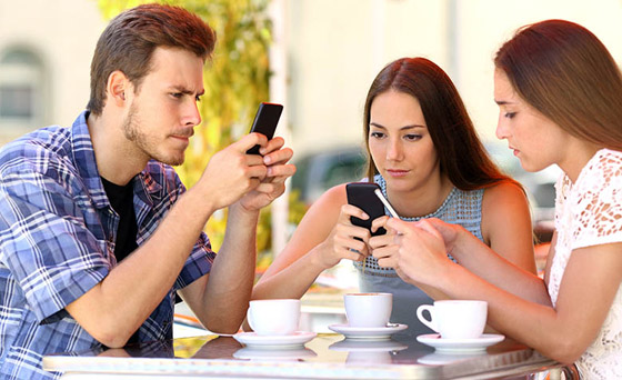 أتريد التخلص من إدمان الهاتف؟.. إليك 4 طرق ستساعدك! صورة رقم 4