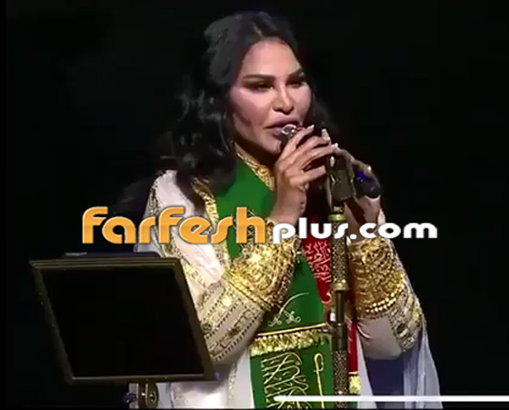 أحلام تبكي على المسرح وتظهر بإطلالة ملكية في اليوم الوطني السعودي صورة رقم 4 أحلام تبكي على المسرح وتظهر بإطلالة ملكية في اليوم الوطني السعودي صورة رقم 4