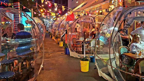 فقاعات تخفف معاناة مطعم في نيويورك صورة رقم 1