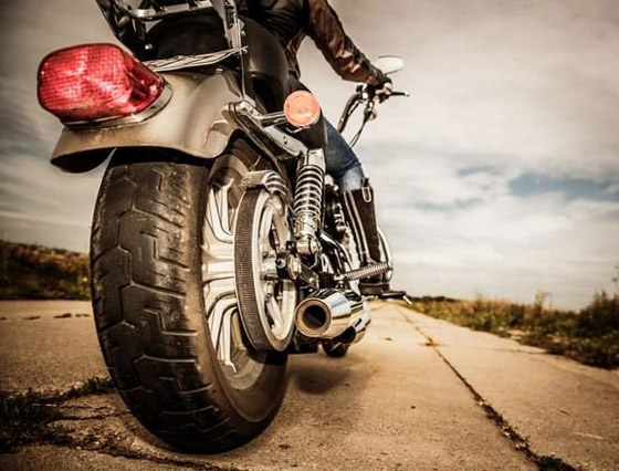 لماذا تصدر الدراجات النارية ضوضاء عالية أثناء سيرها؟ صورة رقم 1