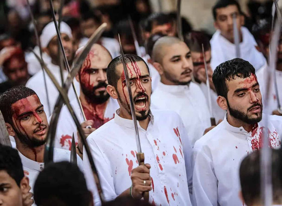 تعرفوا إلى 7 عادات ثقافية غريبة حول العالم ما زالت تمارس حتى يومنا هذا صورة رقم 5 تعرفوا إلى 7 عادات ثقافية غريبة حول العالم ما زالت تمارس حتى يومنا هذا صورة رقم 5