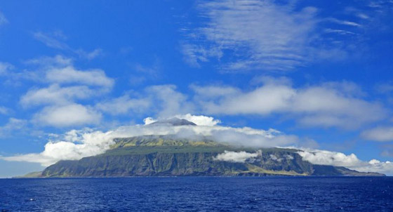 كيف تبدو الحياة في أبعد جزيرة مأهولة في العالم؟ صورة رقم 1