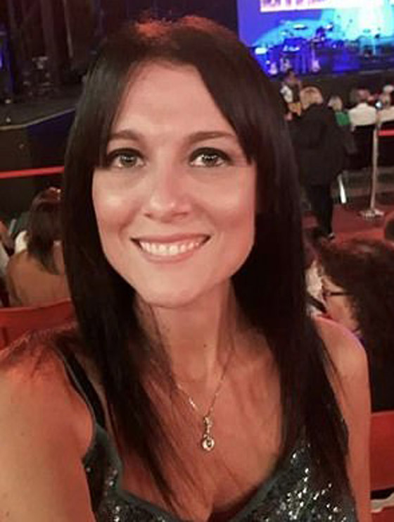 روميو وجولييت الحجر الصحي: إيطاليان يحتفلان بخطوبتهما من الشرفة صورة رقم 7