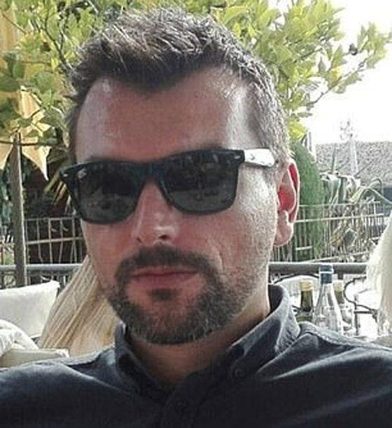 روميو وجولييت الحجر الصحي: إيطاليان يحتفلان بخطوبتهما من الشرفة صورة رقم 13