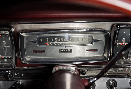 صور: بيع السيارة المشؤومة التي استقلها الرئيس كينيدي يوم اغتياله بمزاد صورة رقم 19