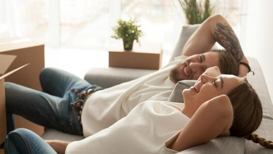 5 أبراج تعجز عن التعبير عن مشاعرها بالكلمات صورة رقم 3