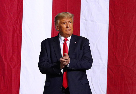 الرئيس السابق ترامب يلجأ للقضاء لإجبار تويتر على إعادة حسابه صورة رقم 13