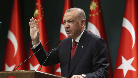 أردوغان يدعو إلى مقاطعة المنتجات الفرنسية ووقف أردوغان يدعو إلى مقاطعة المنتجات الفرنسية ووقف
