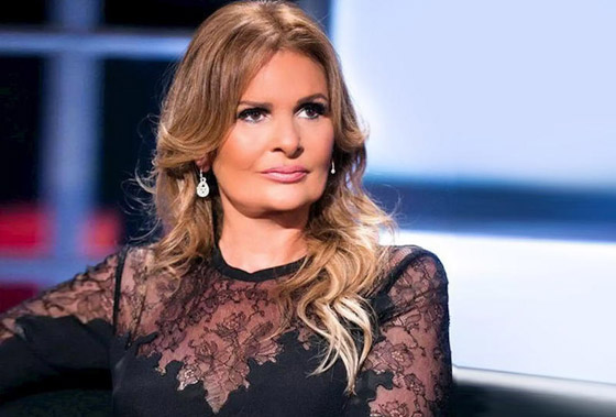 فيديو يسرا تكشف اسرارها: لم أكن اعرف اسمي ووالدي آلمني وظلمني وقهرني صورة رقم 2