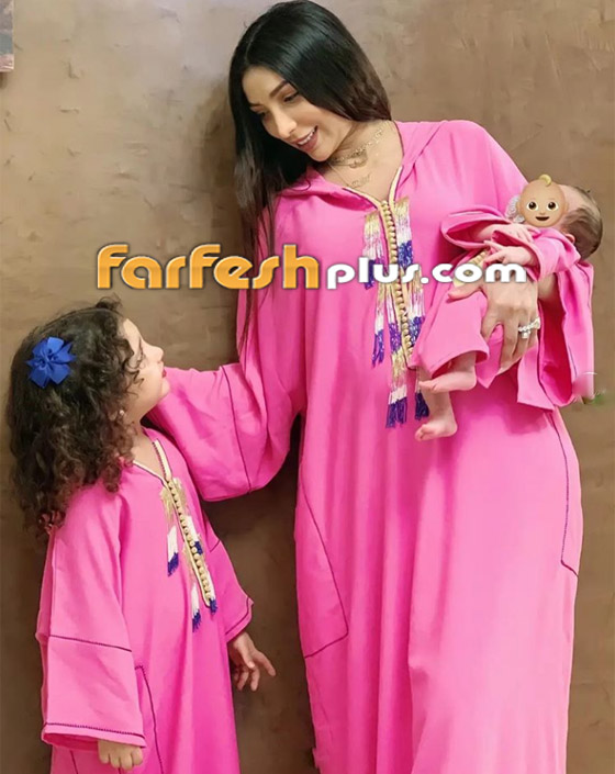 صور دنيا بطمة مع ابنتيها تثير الجدل: تستعمل الفلاتر لتجميل شكلها والجمهور ينتقد! صورة رقم 1 صور دنيا بطمة مع ابنتيها تثير الجدل: تستعمل الفلاتر لتجميل شكلها والجمهور ينتقد! صورة رقم 1