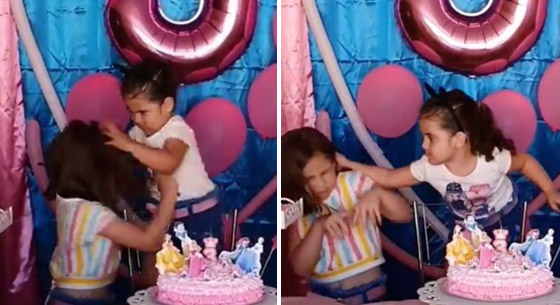 فيديو مضحك: خناقة أختين لإطفاء شمعة عيد الميلاد ينتهي بتورتة بـ500 شمعة صورة رقم 7