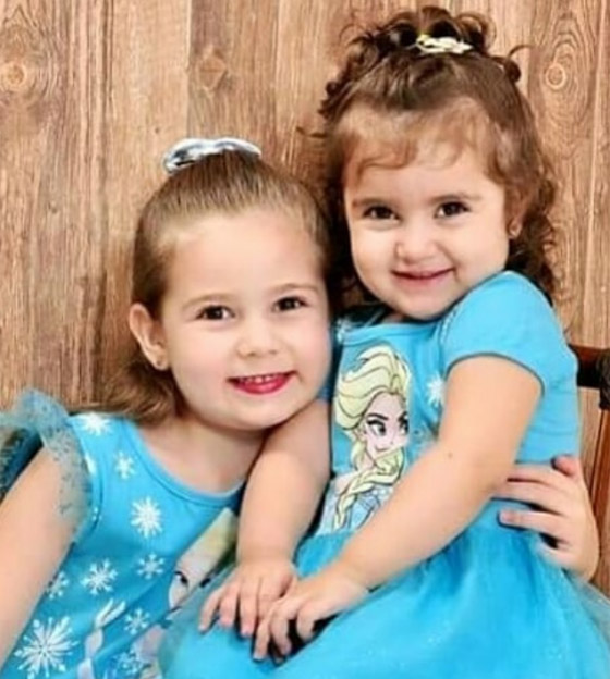 فيديو مضحك: خناقة أختين لإطفاء شمعة عيد الميلاد ينتهي بتورتة بـ500 شمعة صورة رقم 20