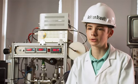 طفل أمريكي يدخل موسوعة غينيس كأصغر عالم نووي في العالم! صورة رقم 16