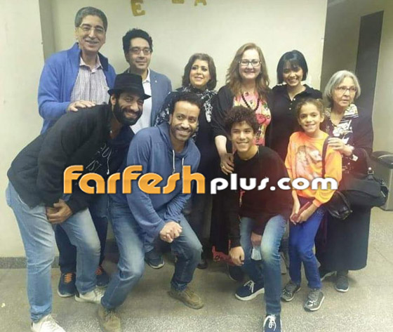 ظهور نادر للفنانة آثار الحكيم بعد سنوات من الغياب.. كيف تغير شكلها؟ صورة رقم 2 ظهور نادر للفنانة آثار الحكيم بعد سنوات من الغياب.. كيف تغير شكلها؟ صورة رقم 2