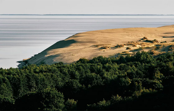 حيث تلتقي السماء بالأرض.. مناظر طبيعية خلابة ووجهات سياحية في روسيا صورة رقم 3
