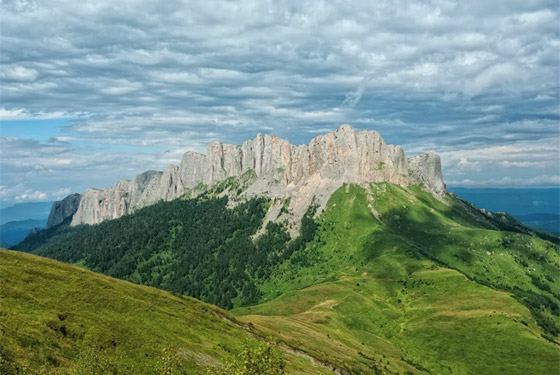 حيث تلتقي السماء بالأرض.. مناظر طبيعية خلابة ووجهات سياحية في روسيا صورة رقم 8