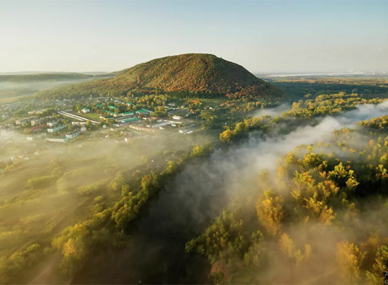 حيث تلتقي السماء بالأرض.. مناظر طبيعية خلابة ووجهات سياحية في روسيا صورة رقم 14