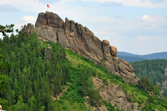 حيث تلتقي السماء بالأرض.. مناظر طبيعية خلابة ووجهات سياحية في روسيا صورة رقم 15