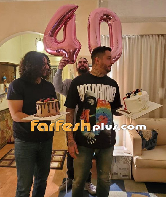 صور: أحمد الفيشاوي يحتفل بميلاده الـ40 مع زوجته ووالدته على طريقته صورة رقم 8