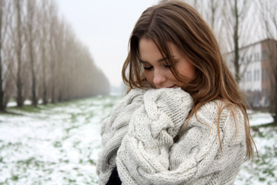 النساء تشعر بالبرد أكثر من الرجال لأسباب حقيقية وعلمية للغاية! صورة رقم 3