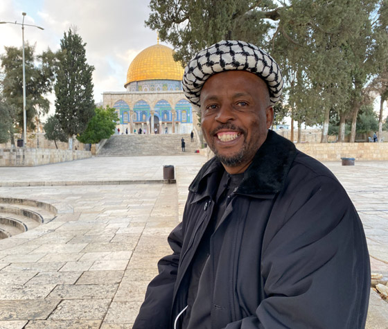 قصة الجنوب إفريقي تكالا الذي وصل القدس مشيا برحلة استغرقت عامين! صورة رقم 3 قصة الجنوب إفريقي تكالا الذي وصل القدس مشيا برحلة استغرقت عامين! صورة رقم 3