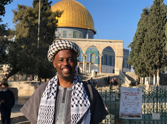 قصة الجنوب إفريقي تكالا الذي وصل القدس مشيا برحلة استغرقت عامين! صورة رقم 6 قصة الجنوب إفريقي تكالا الذي وصل القدس مشيا برحلة استغرقت عامين! صورة رقم 6