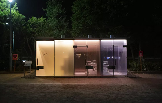 المكان المرغوب! مراحيض ودورات مياه عجيبة في مواقع غريبة حول العالم صورة رقم 1