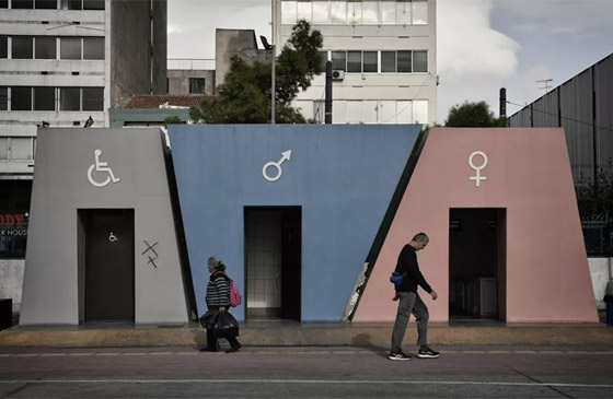 المكان المرغوب! مراحيض ودورات مياه عجيبة في مواقع غريبة حول العالم صورة رقم 4