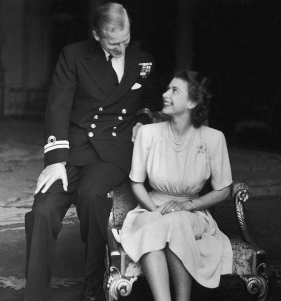 من إليزابيث لميغان.. كيف بدأت قصص الحب في القصر الملكي البريطاني؟ صورة رقم 1 من إليزابيث لميغان.. كيف بدأت قصص الحب في القصر الملكي البريطاني؟ صورة رقم 1