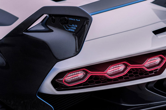 بالفيديو والصور: تحفة لامبورغيني الجديدة.. سرعة خارقة بلا زجاج! صورة رقم 6