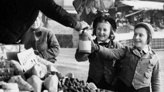 هكذا حاول هتلر القضاء على الكريسماس.. وفشل صورة رقم 5 هكذا حاول هتلر القضاء على الكريسماس.. وفشل صورة رقم 5