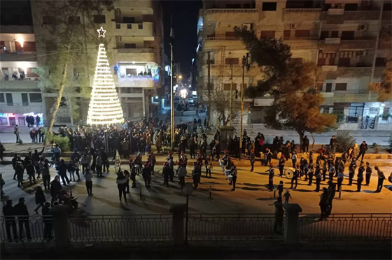 أكثر أشجار عيد الميلاد التقليدية وغير التقليدية روعة حول العالم في 2020 صورة رقم 13