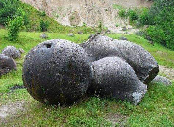 ظاهرة جيولوجية غريبة: أحجار طبيعية تنمو وتتحرك مثل كائن حي! صورة رقم 9