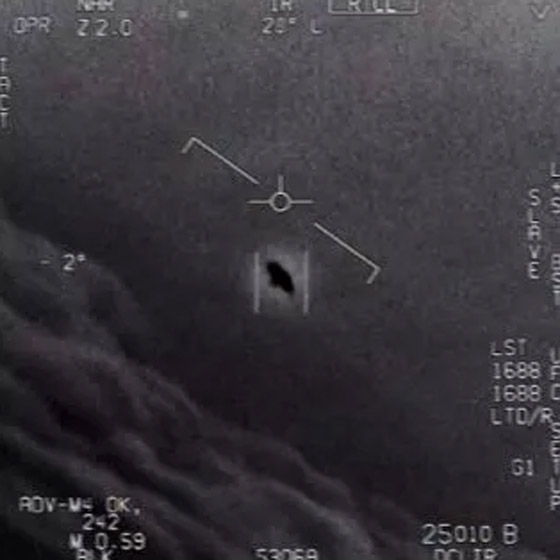 المخابرات الأمريكية ترفع السرية عن ملفات الأجسام الطائرة الغامضة UFO صورة رقم 11