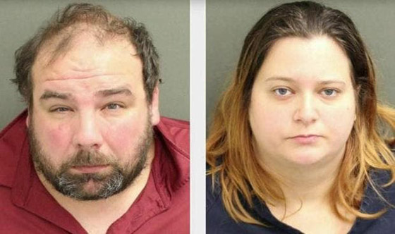 بورقة من 4 كلمات.. نادلة في مطعم تنقذ طفلاً من عائلته صورة رقم 2 بورقة من 4 كلمات.. نادلة في مطعم تنقذ طفلاً من عائلته صورة رقم 2