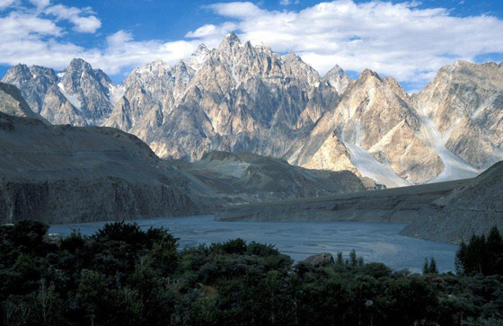 بالصور.. تعرفوا أعلى جبال في العالم صورة رقم 2