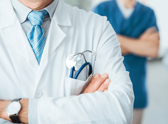 سبب ارتداء الأطباء اللون الأخضر أو الأزرق خلال الجراحة والعمليات صورة رقم 8