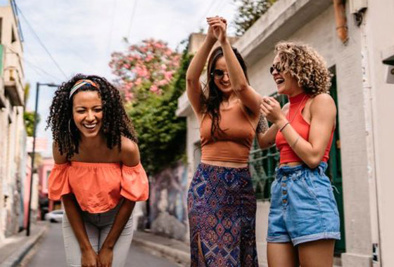 ما الذي يجعل كل برج يشعر بالتفاؤل والمشاعر الإيجابية؟ صورة رقم 4