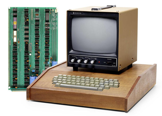 عرض كمبيوتر آبل نادر عمره 45 عاما للبيع بـ1.5 مليون دولار! صور صورة رقم 2