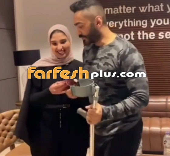 فيديو: تامر حسني يفاجئ احدى معجباته بعد أن أصيبت بالشلل وفقدت الذاكرة صورة رقم 8 فيديو: تامر حسني يفاجئ احدى معجباته بعد أن أصيبت بالشلل وفقدت الذاكرة صورة رقم 8