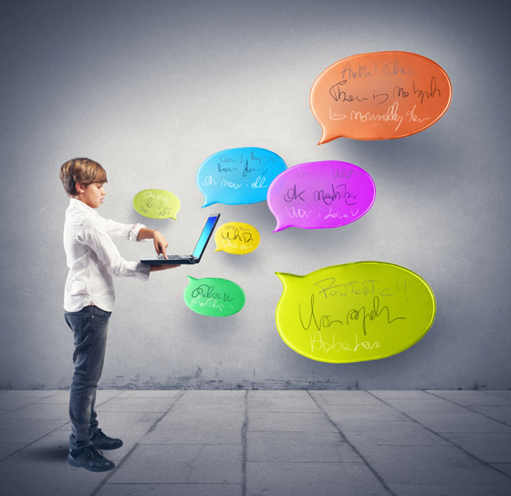 قد تتحول إلى ستيكرات مذلة ووسيلة لابتزازهم.. هذه مخاطر نشر الآباء صور الأطفال على الإنترنت صورة رقم 8