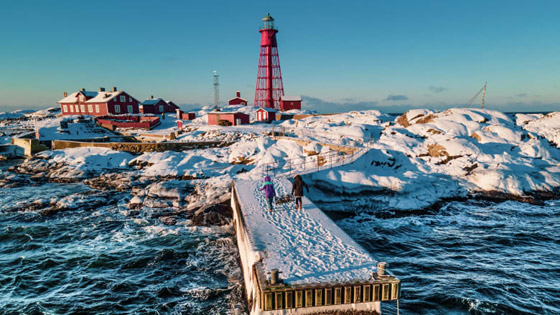 هل يمكنكم القيام بالأمر ذاته؟ ممرضة تقضي أسبوعاً بجزيرة سويدية منعزلة صورة رقم 5