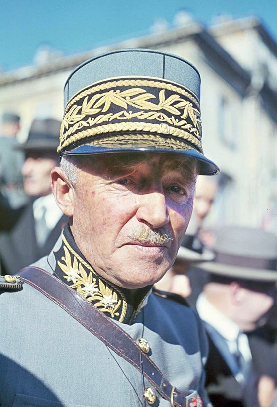 بالتفاصيل.. كيف خطط هتلر لمحو سويسرا؟ صورة رقم 6 بالتفاصيل.. كيف خطط هتلر لمحو سويسرا؟ صورة رقم 6