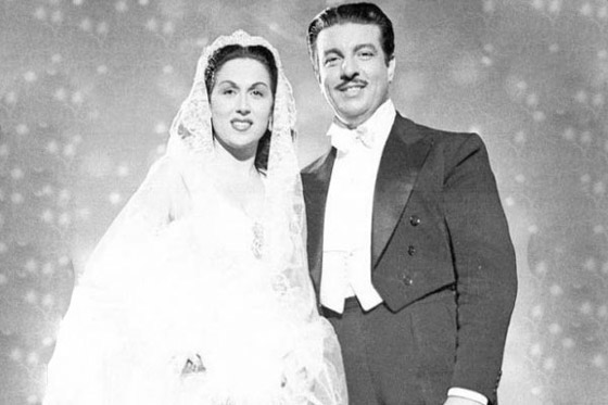 اتُّهمت بأنها جاسوسة، تزوجت 3 مرات وعبدالوهاب صدمها.. أبرز المحطات في حياة ليلى مراد صورة رقم 2