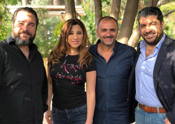 مشاهير لم تنته علاقتهما رغم الطلاق: رفعوا شعار الصداقة أبقى من الحب صورة رقم 5 مشاهير لم تنته علاقتهما رغم الطلاق: رفعوا شعار الصداقة أبقى من الحب صورة رقم 5